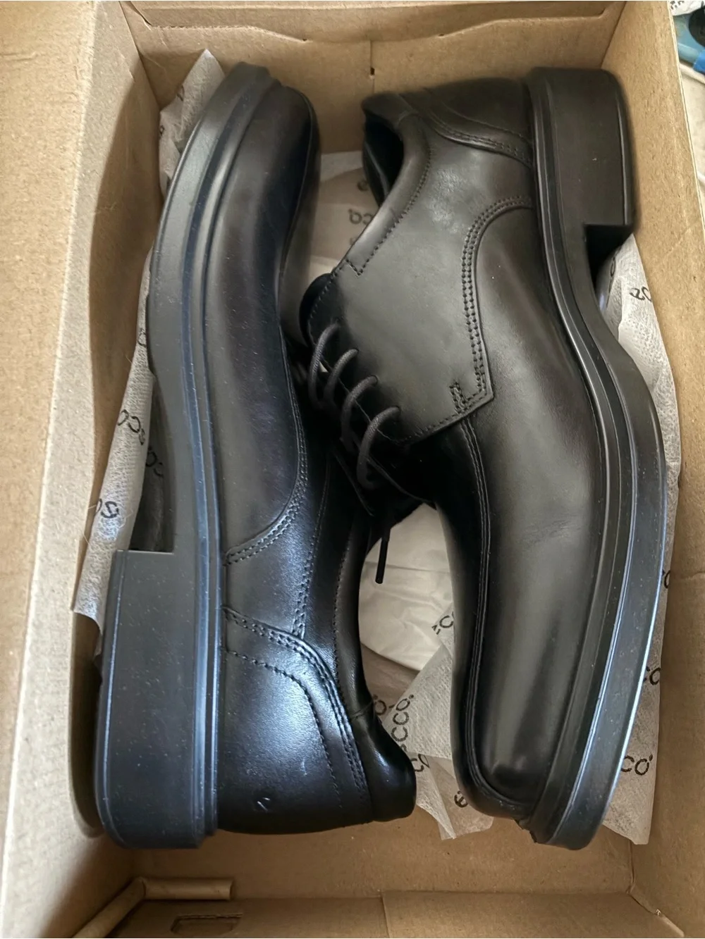 Ecco Black Leather Derby Shoes